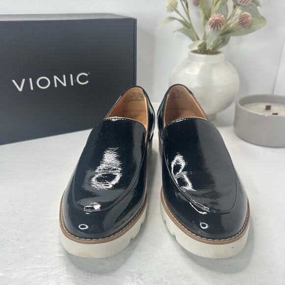 Vionic Kensley Patent Leather Loafer Slip On Black H9623L2001 Women's 8.5 W NWB - Picture 2 of 10